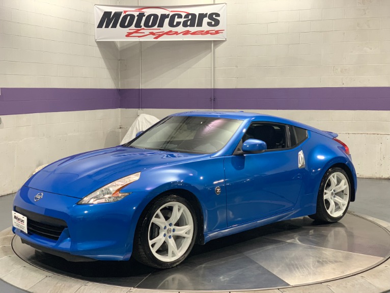 Used-2009-Nissan-370Z-Touring