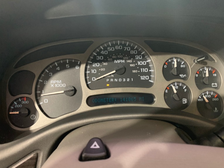 Used-2006-GMC-Yukon-XL-Denali