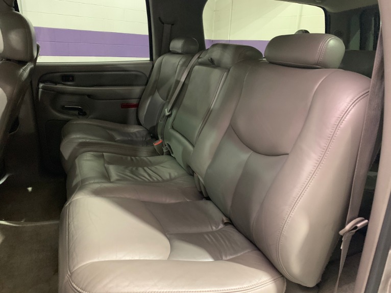 Used-2006-GMC-Yukon-XL-Denali
