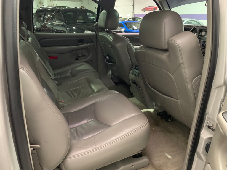 Used-2006-GMC-Yukon-XL-Denali