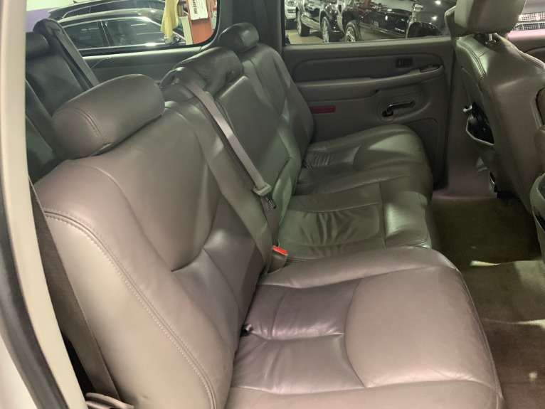 Used-2006-GMC-Yukon-XL-Denali