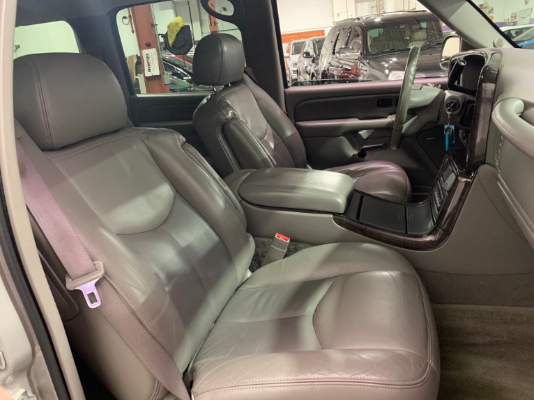 Used-2006-GMC-Yukon-XL-Denali