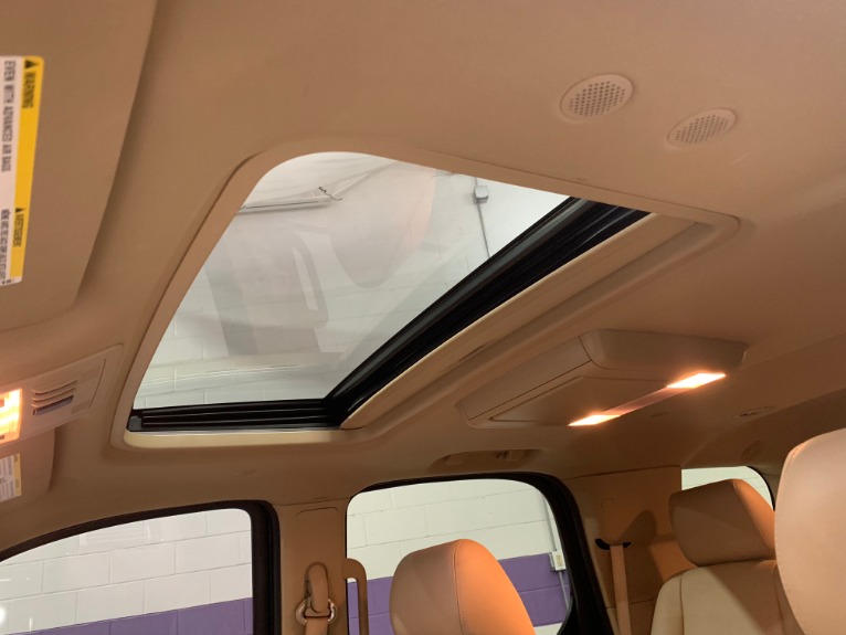 Used-2013-Cadillac-Escalade-Premium