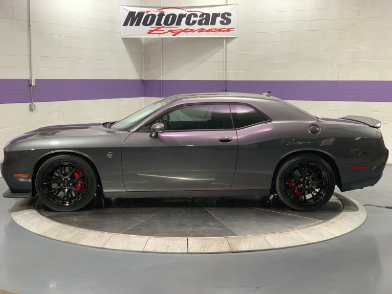 Used-2016-Dodge-Challenger-SRT-Hellcat