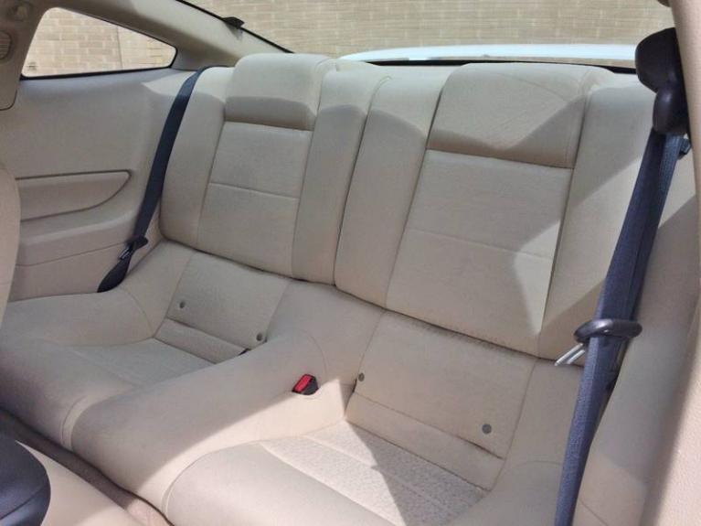 Used-2005-Ford-Mustang-V6-Deluxe-2dr-Fastback