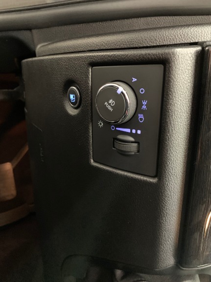 Used-2016-Jeep-Grand-Cherokee-Laredo-75th-Anniversary
