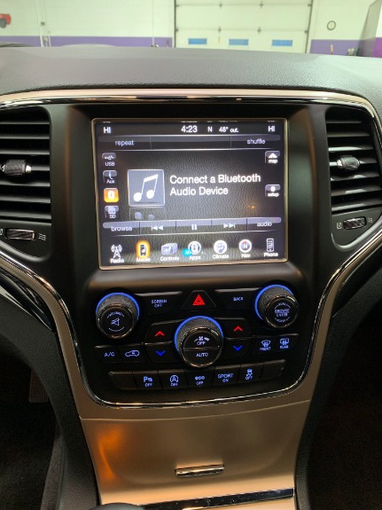 Used-2016-Jeep-Grand-Cherokee-Laredo-75th-Anniversary