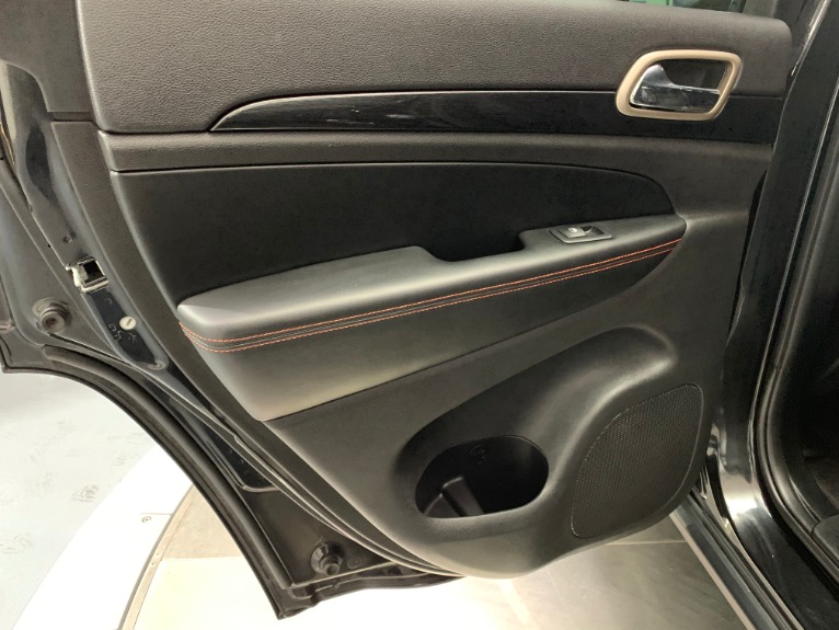 Used-2016-Jeep-Grand-Cherokee-Laredo-75th-Anniversary