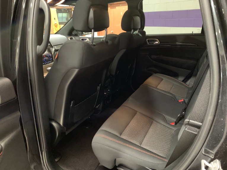Used-2016-Jeep-Grand-Cherokee-Laredo-75th-Anniversary