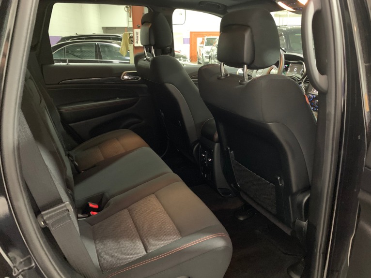 Used-2016-Jeep-Grand-Cherokee-Laredo-75th-Anniversary