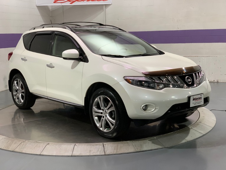 Used-2009-Nissan-Murano-LE