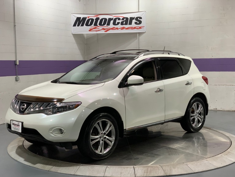 Used-2009-Nissan-Murano-LE