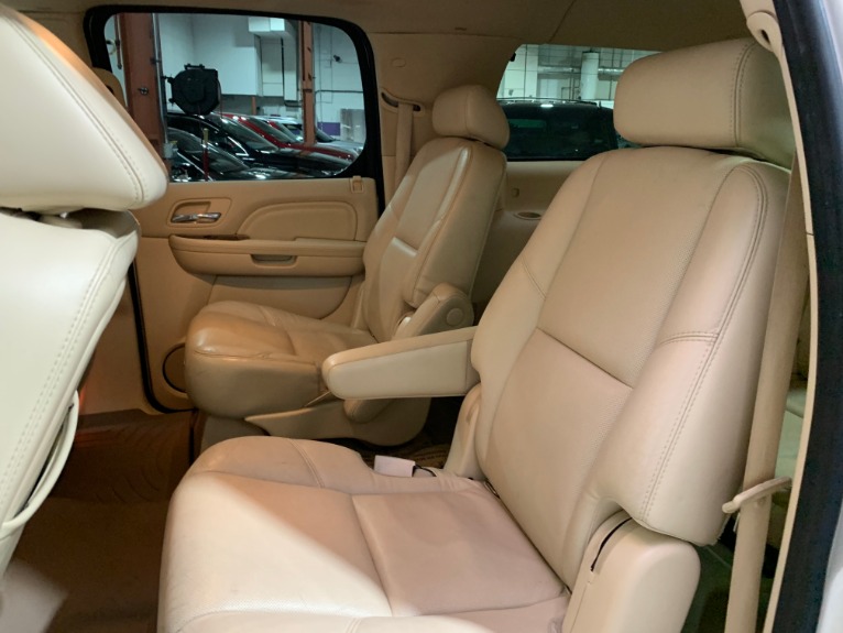 Used-2007-Cadillac-Escalade-ESV