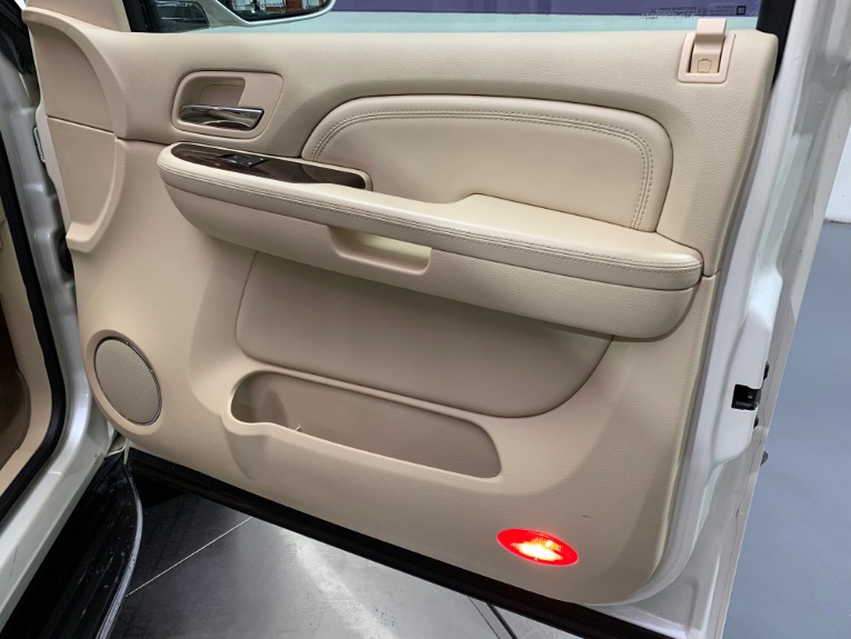 Used-2007-Cadillac-Escalade-ESV