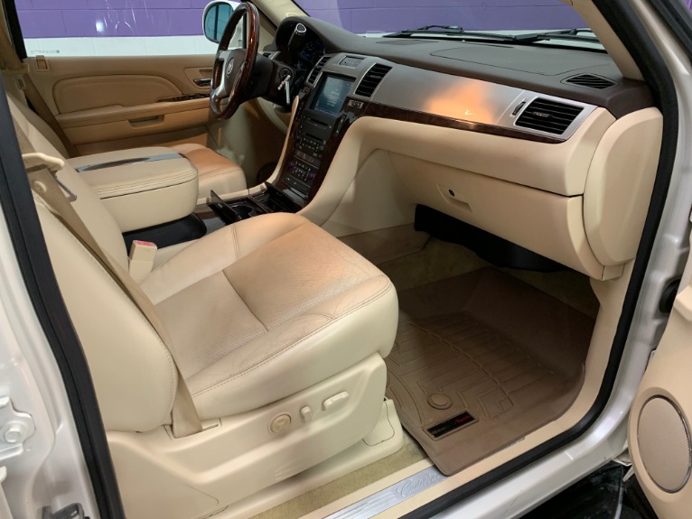 Used-2007-Cadillac-Escalade-ESV