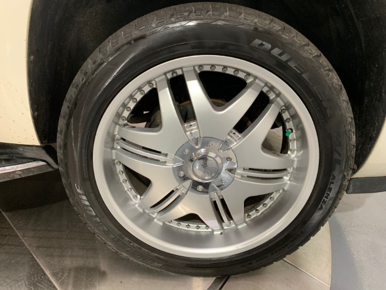 Used-2007-Cadillac-Escalade-ESV