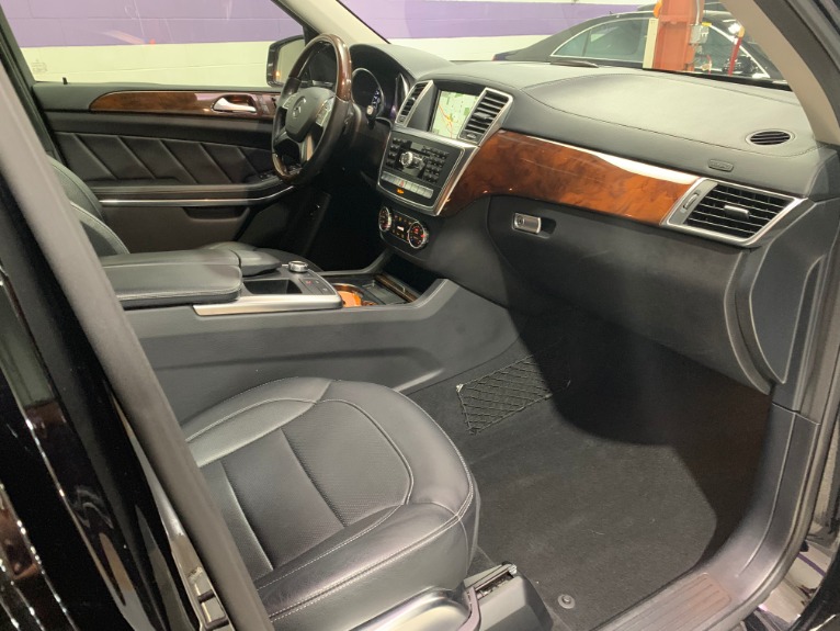 Used-2015-Mercedes-Benz-GL-Class-GL-550-4MATIC