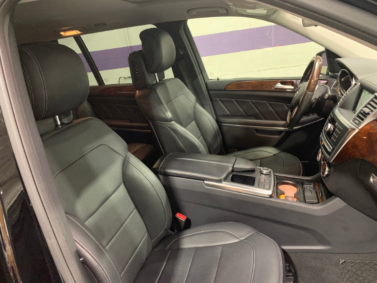 Used-2015-Mercedes-Benz-GL-Class-GL-550-4MATIC