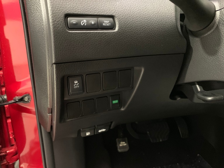 Used-2017-Nissan-Rogue-Sport-SV