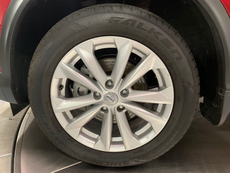 Used-2017-Nissan-Rogue-Sport-SV