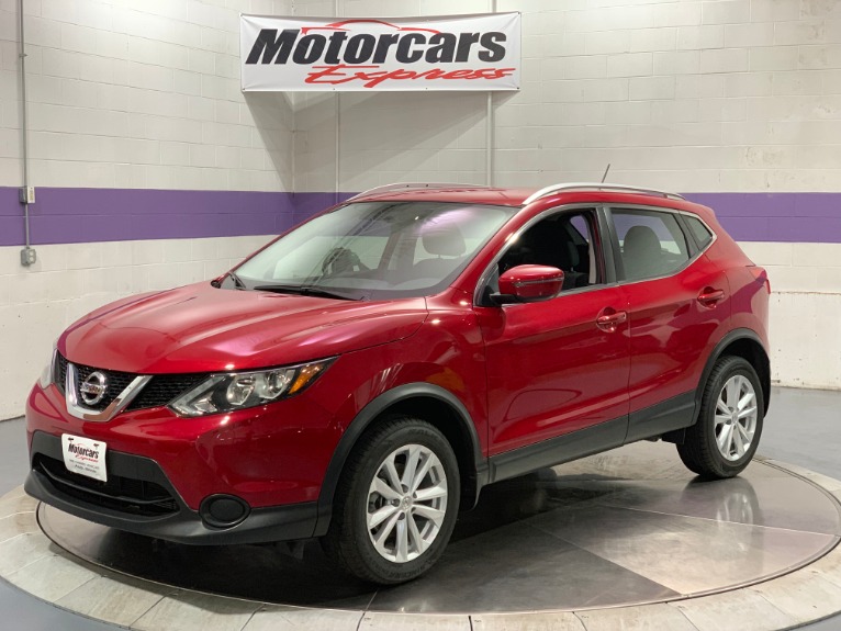 Used-2017-Nissan-Rogue-Sport-SV