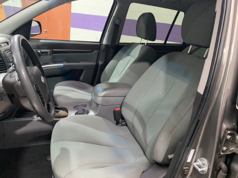 Used-2012-Hyundai-Santa-Fe-GLS