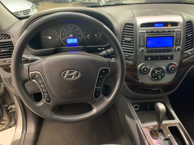 Used-2012-Hyundai-Santa-Fe-GLS