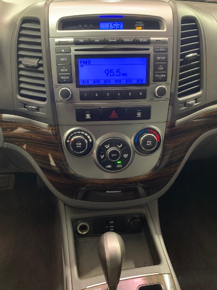 Used-2012-Hyundai-Santa-Fe-GLS