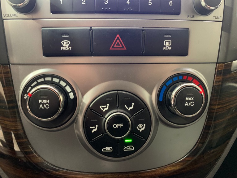 Used-2012-Hyundai-Santa-Fe-GLS