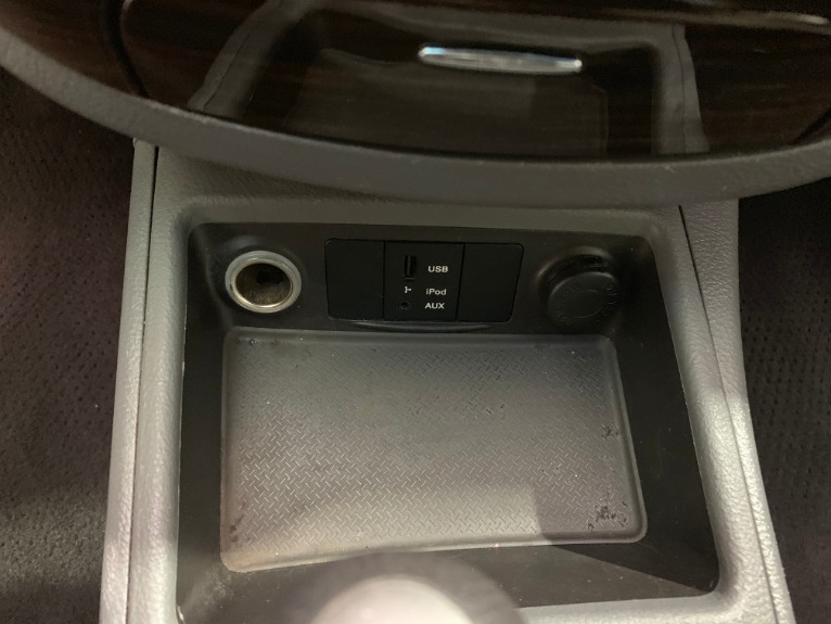 Used-2012-Hyundai-Santa-Fe-GLS