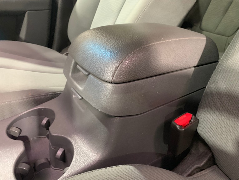 Used-2012-Hyundai-Santa-Fe-GLS