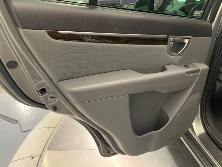 Used-2012-Hyundai-Santa-Fe-GLS