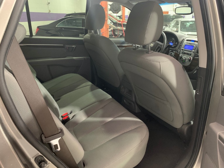 Used-2012-Hyundai-Santa-Fe-GLS