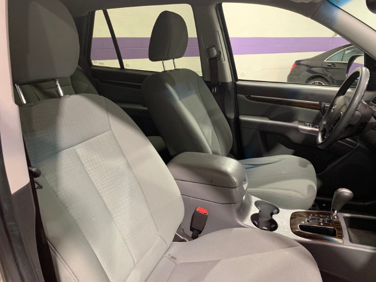 Used-2012-Hyundai-Santa-Fe-GLS