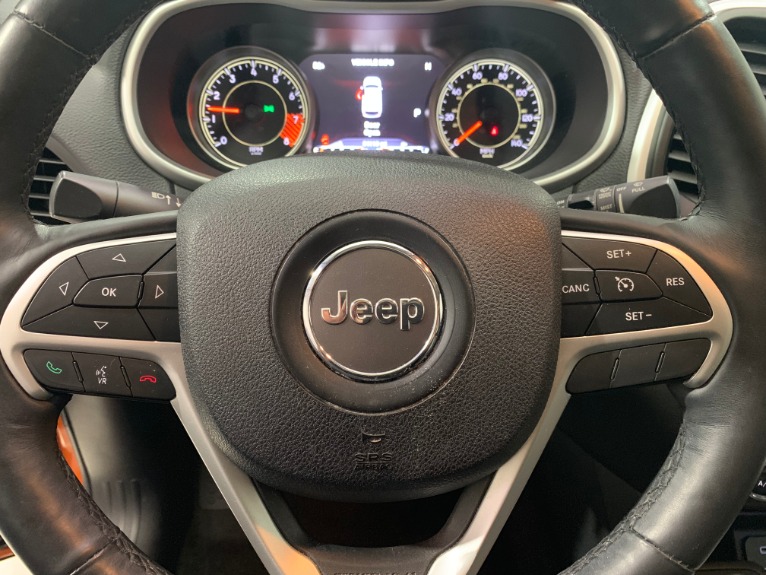 Used-2015-Jeep-Cherokee-Trailhawk