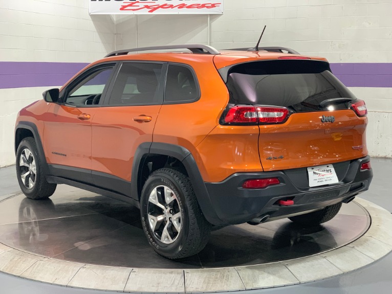Used-2015-Jeep-Cherokee-Trailhawk
