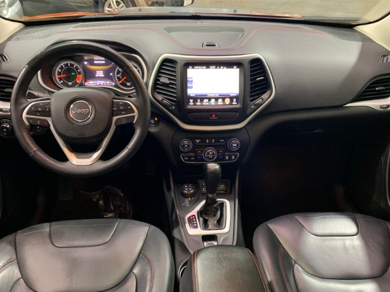 Used-2015-Jeep-Cherokee-Trailhawk