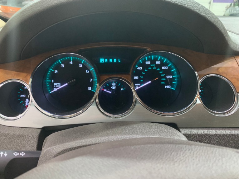 Used-2011-Buick-Enclave-CXL-1