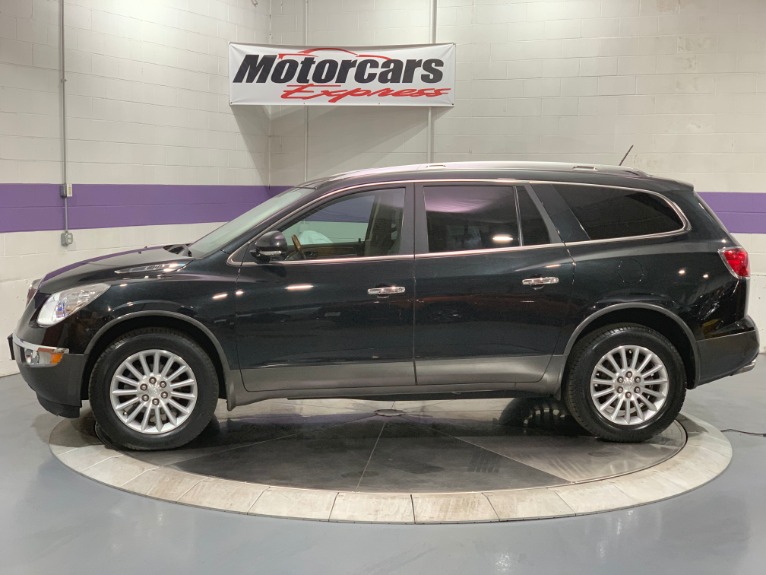 Used-2011-Buick-Enclave-CXL-1