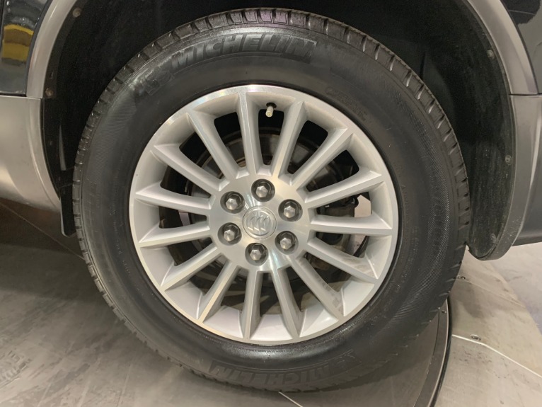 Used-2011-Buick-Enclave-CXL-1