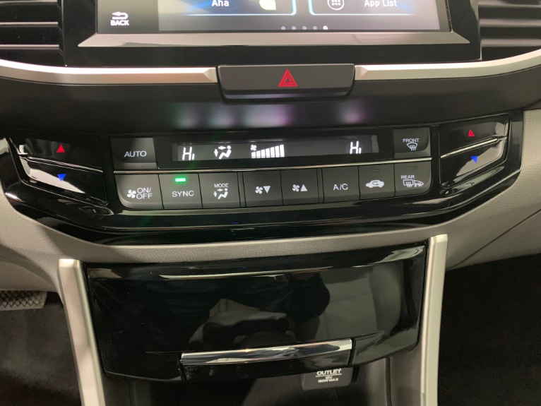 Used-2017-Honda-Accord-EX