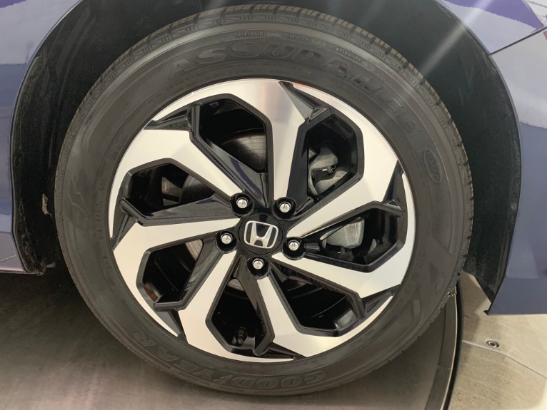 Used-2017-Honda-Accord-EX