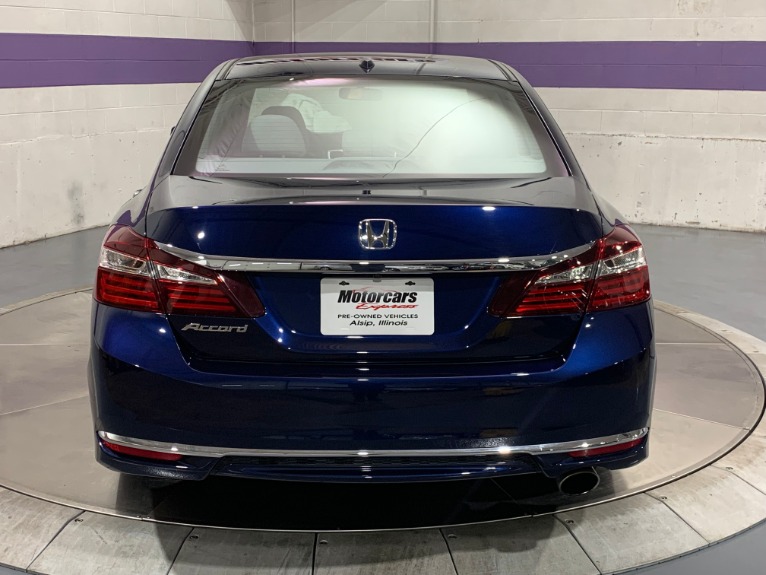 Used-2017-Honda-Accord-EX