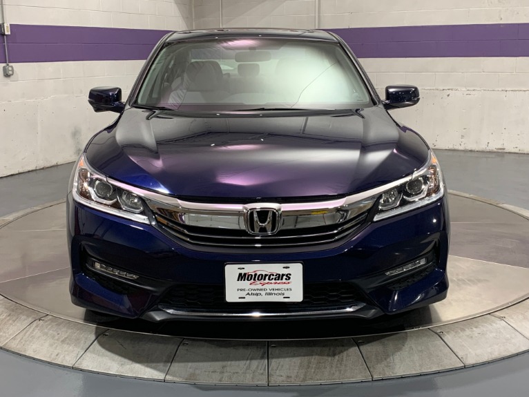 Used-2017-Honda-Accord-EX