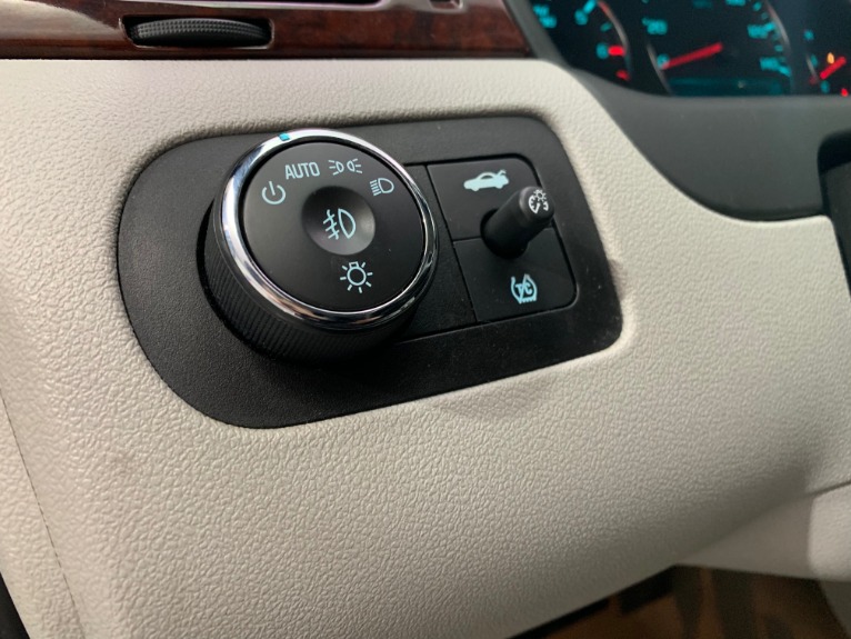 Used-2009-Chevrolet-Impala-LTZ
