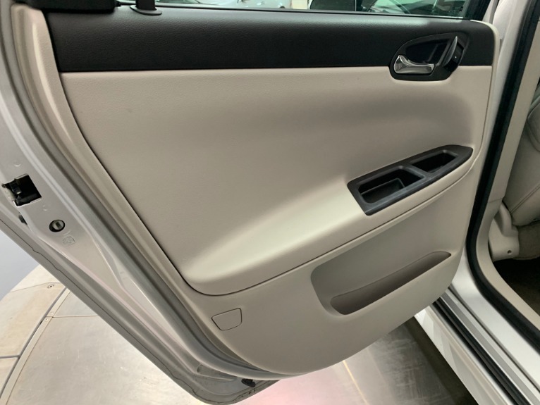 Used-2009-Chevrolet-Impala-LTZ