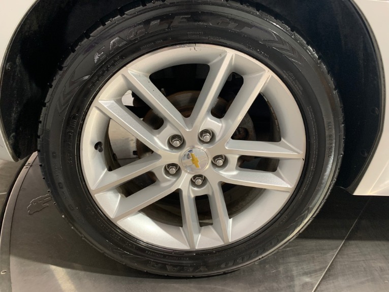 Used-2009-Chevrolet-Impala-LTZ