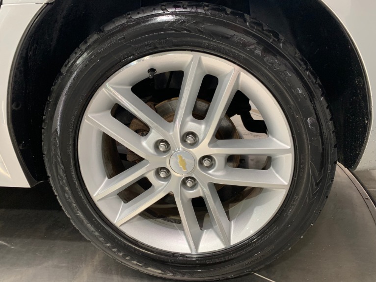 Used-2009-Chevrolet-Impala-LTZ