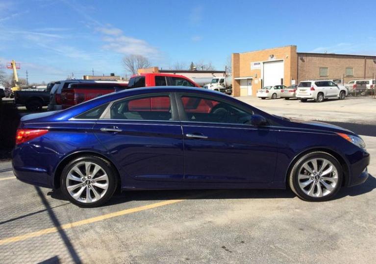 Used-2011-Hyundai-Sonata-SE-4dr-Sedan-6A