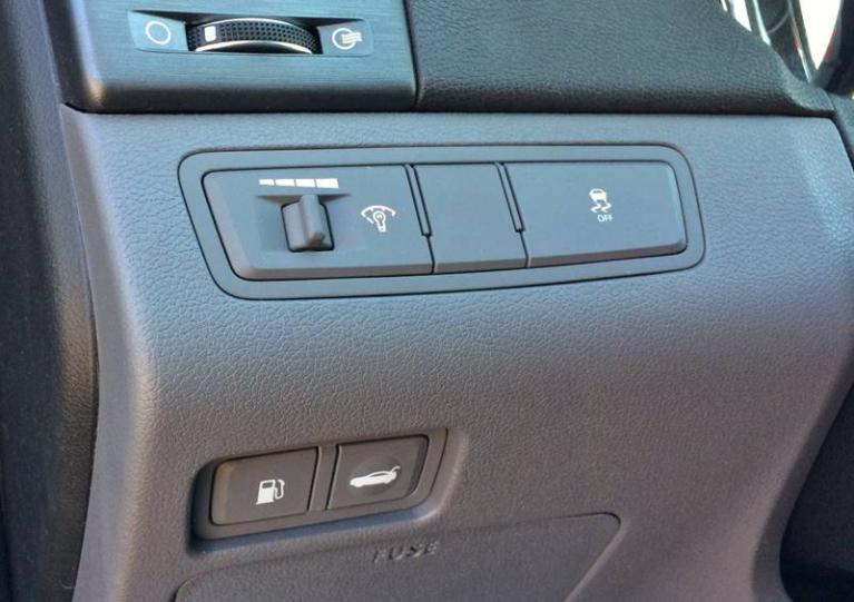 Used-2011-Hyundai-Sonata-SE-4dr-Sedan-6A